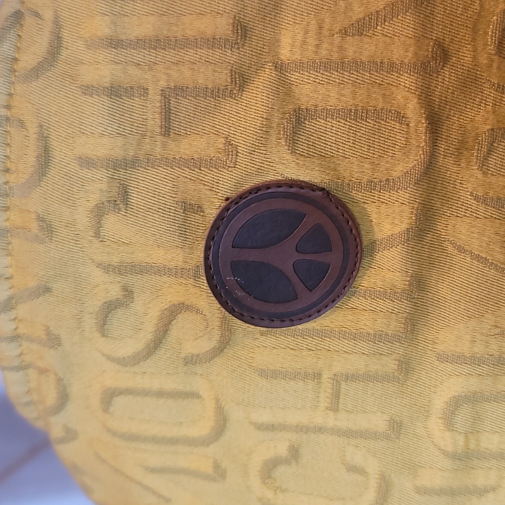Men's Moschino jeans logo vest in mustard yellow/gold size 38 - Picture 6 of 10